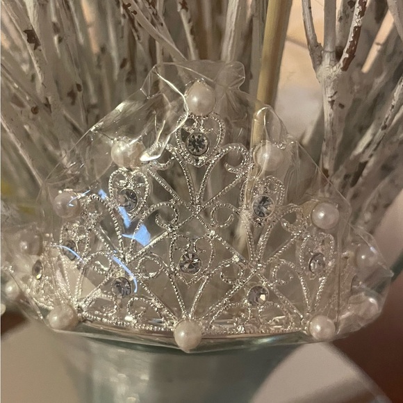 💕💕2XHOST PICK💕💕⬇️price drop Girls Crystal Tiara with comb - Picture 5 of 5